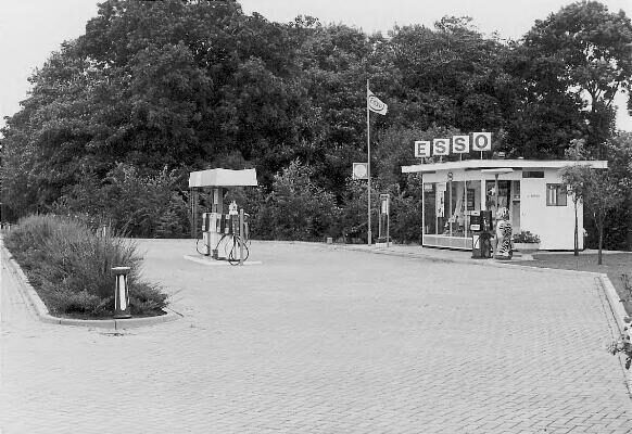 Essostation Birza Provincialeweg ca 1970