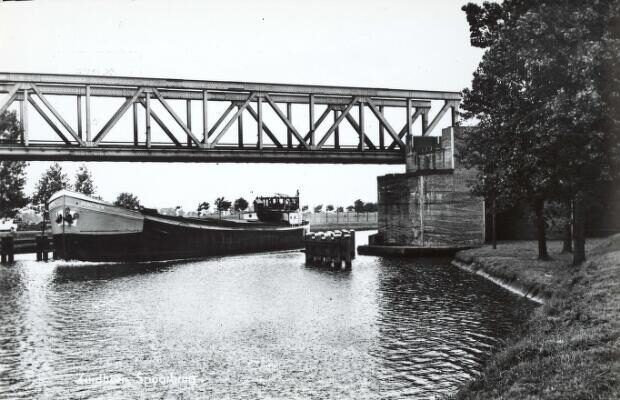 Spoorbrug van Starkenborghkanaal